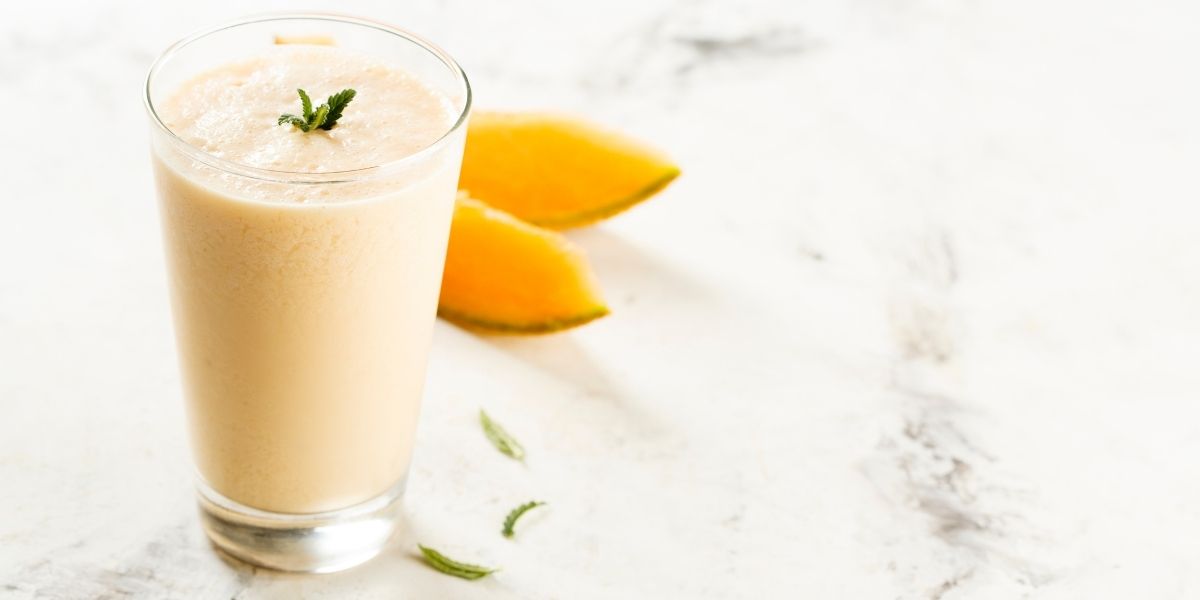 smoothie-me-giaourti-kai-peponi